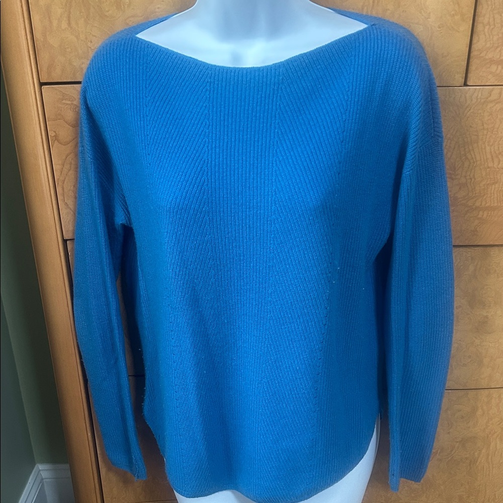 Vince Women's Vibrant Blue Cashmere Crew Neck Sweater